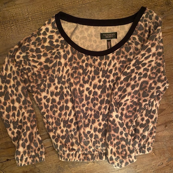 Victoria's Secret Tops - VS Crew